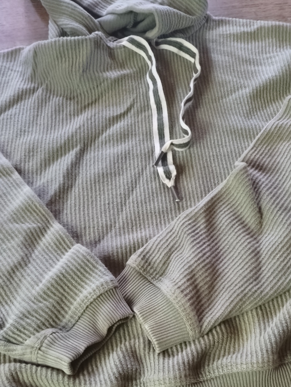 Aerie Ladies Olive Ribbed Hoodie Sweater